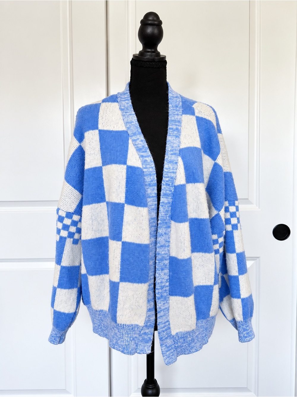 Checkerboard Open-Front Cardigan in Blue and White